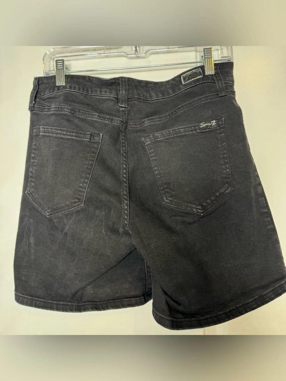 Seven7 Black Denim distressed weekend Shorts cotton blend stretch size 8 - Picture 3 of 4